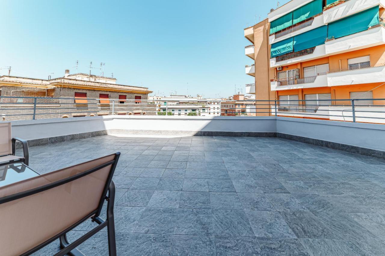 Roof Terrace In Rome - Piazza Bologna Lejlighed Eksteriør billede